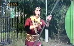 David Collings in Monkey feature on RI:SE TV, Tuesday 27 August 2002